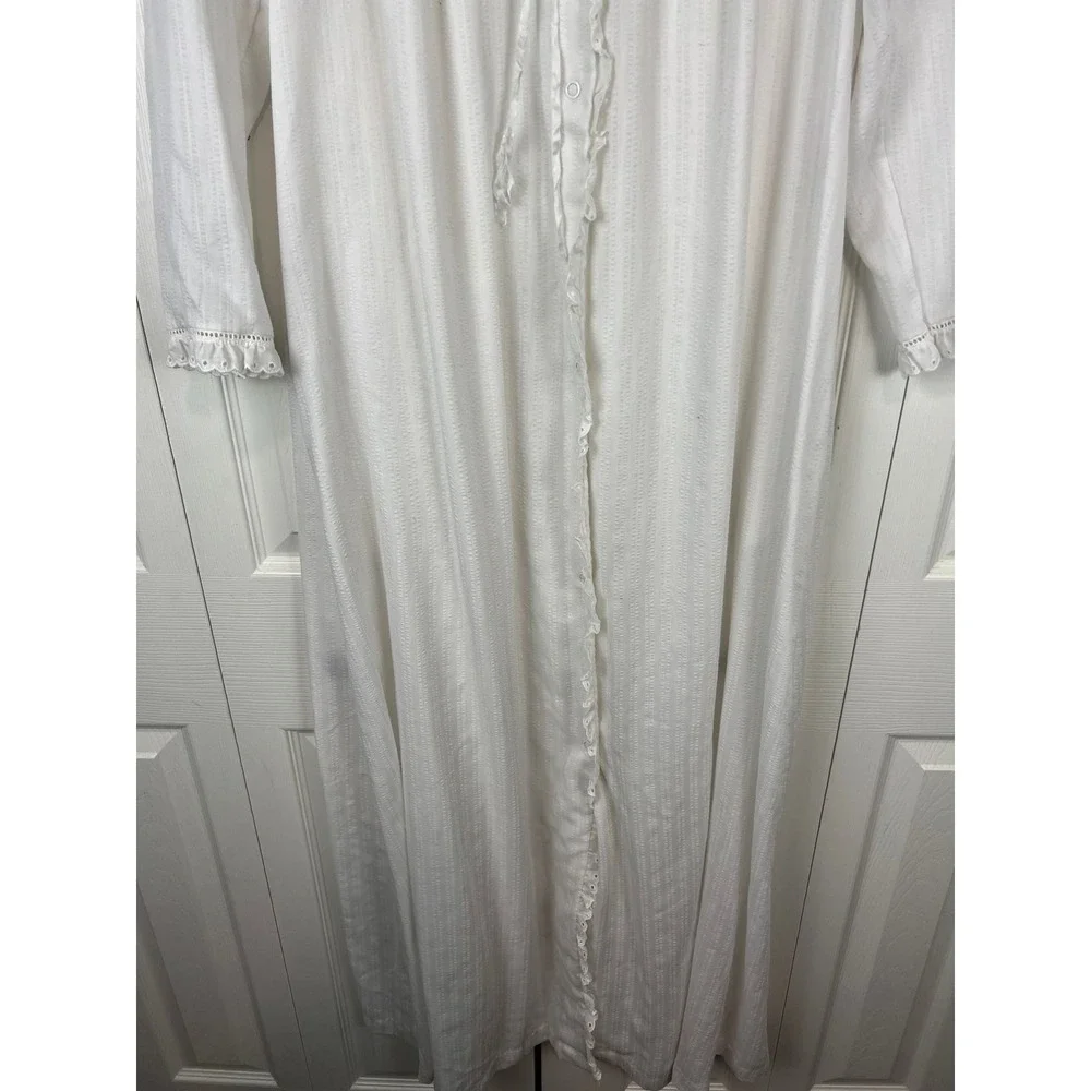 Vintage White Lace Trim Snap Front Maxi Nightgown Robe Small Cottagecore Regency